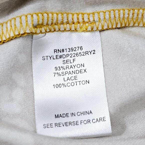 Daniel Rainn Women's Yellow Crochet Yoke Sleeveless Floral Top Size XSP NWT - Picture 11 of 15